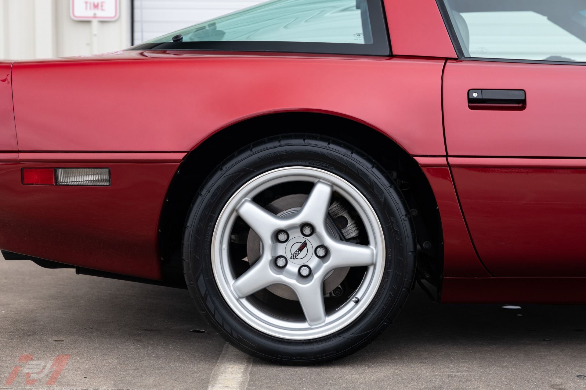 Used-1994-Chevrolet-Corvette-ZR1